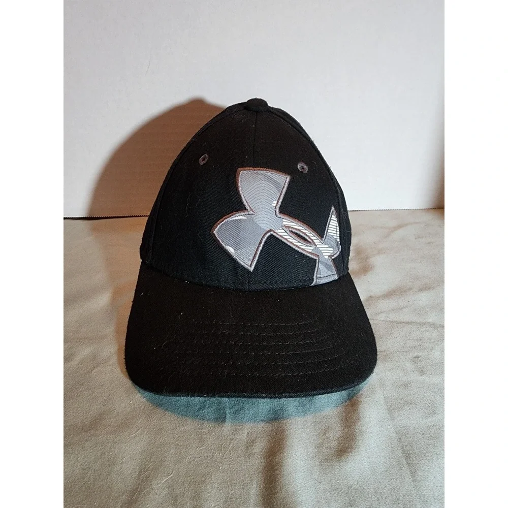 Black Youth Under Armour Hat Small/Medium